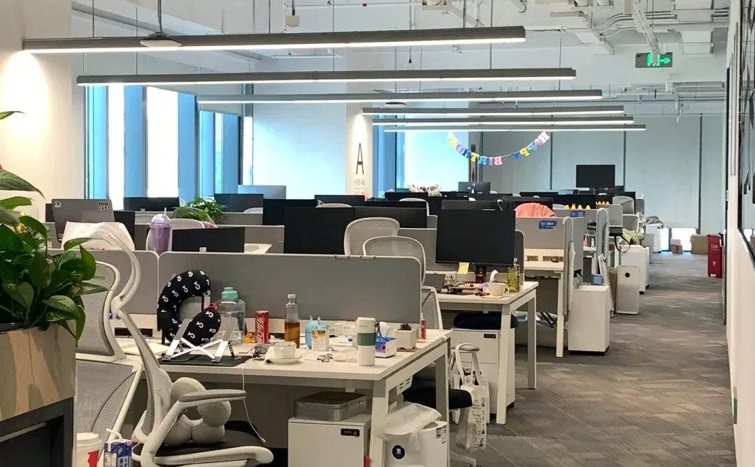 欢迎来入职我的公司上5⃣️休二 在长沙