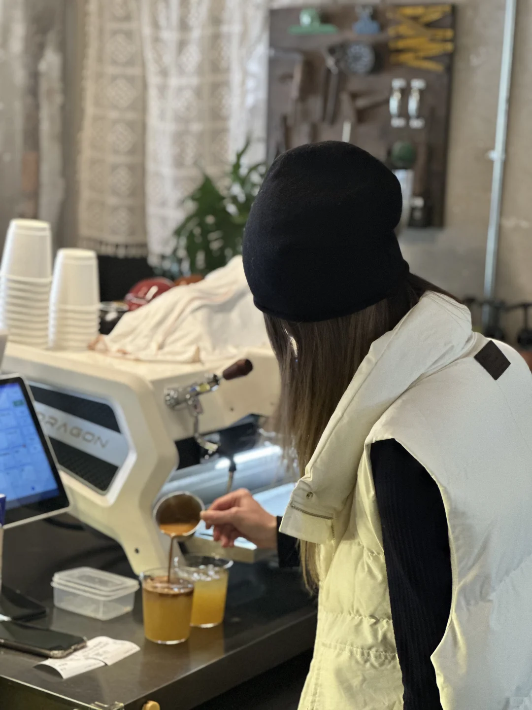 这个时代想找点靠谱的人当同事也不难吧