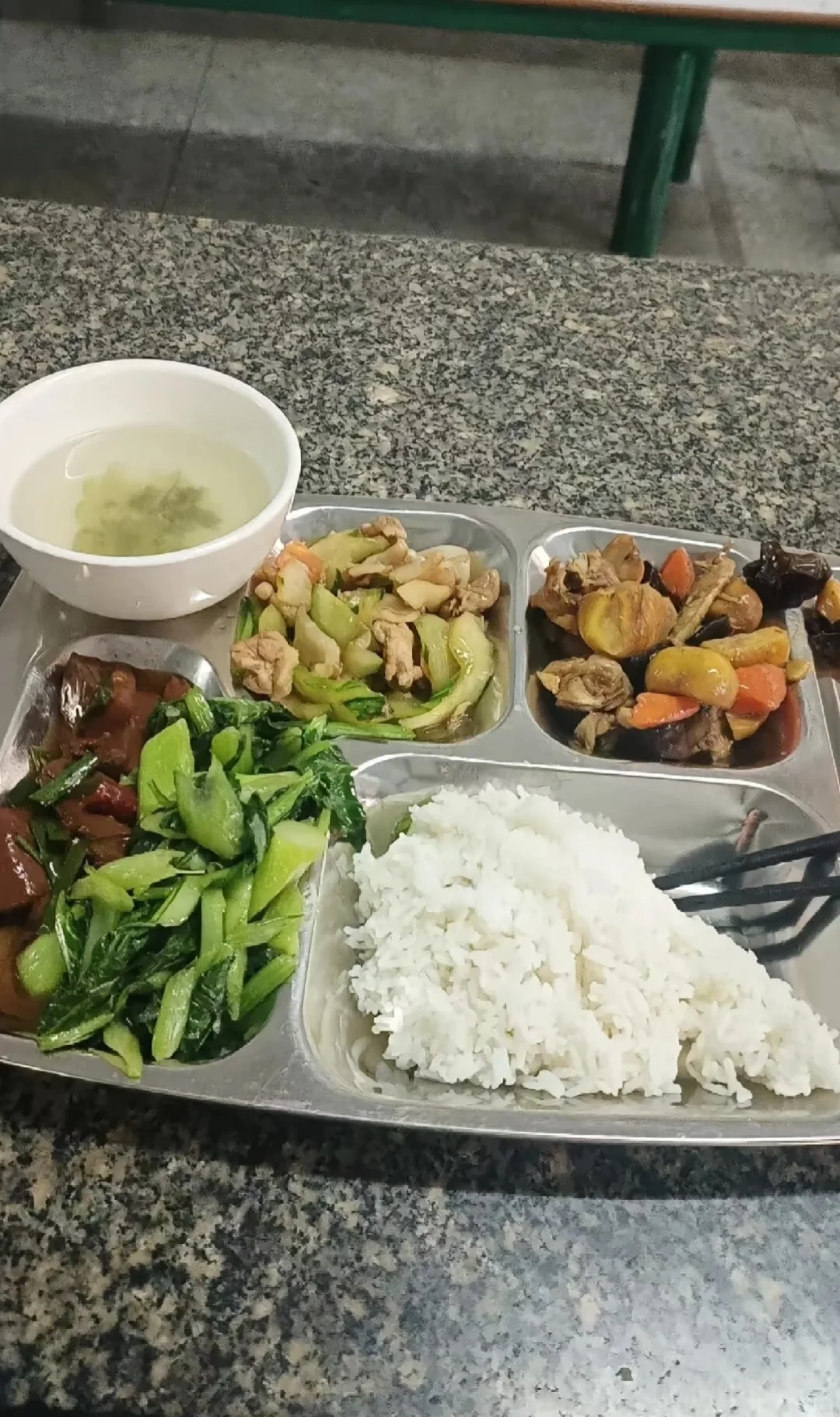 【武汉化妆品厂】