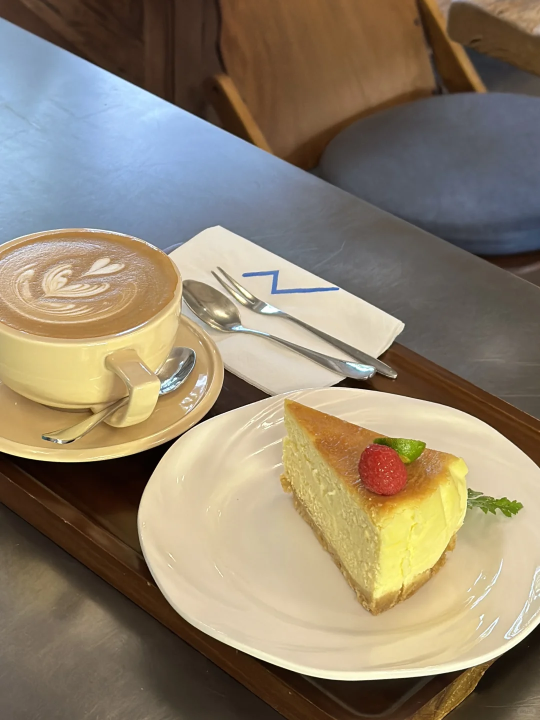 这个时代想找点靠谱的人当同事也不难吧