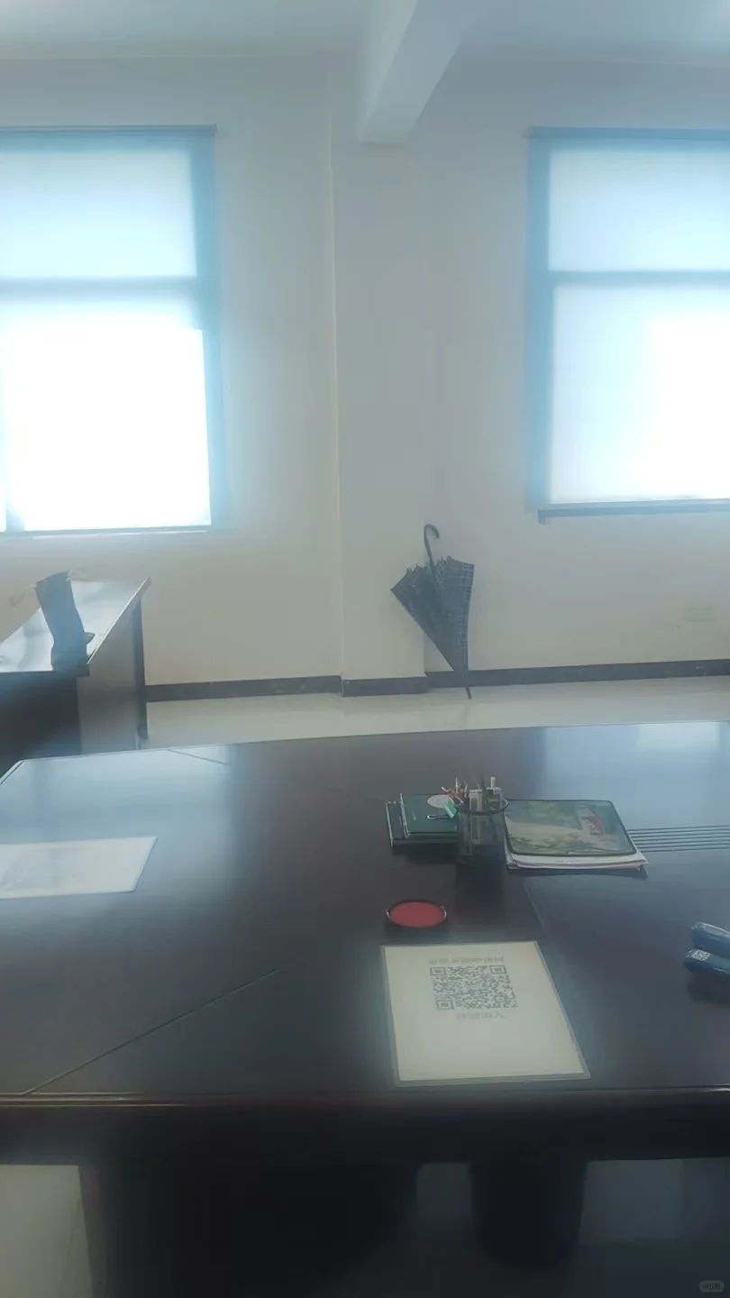 小孩也上学再没有理由不上班了吧