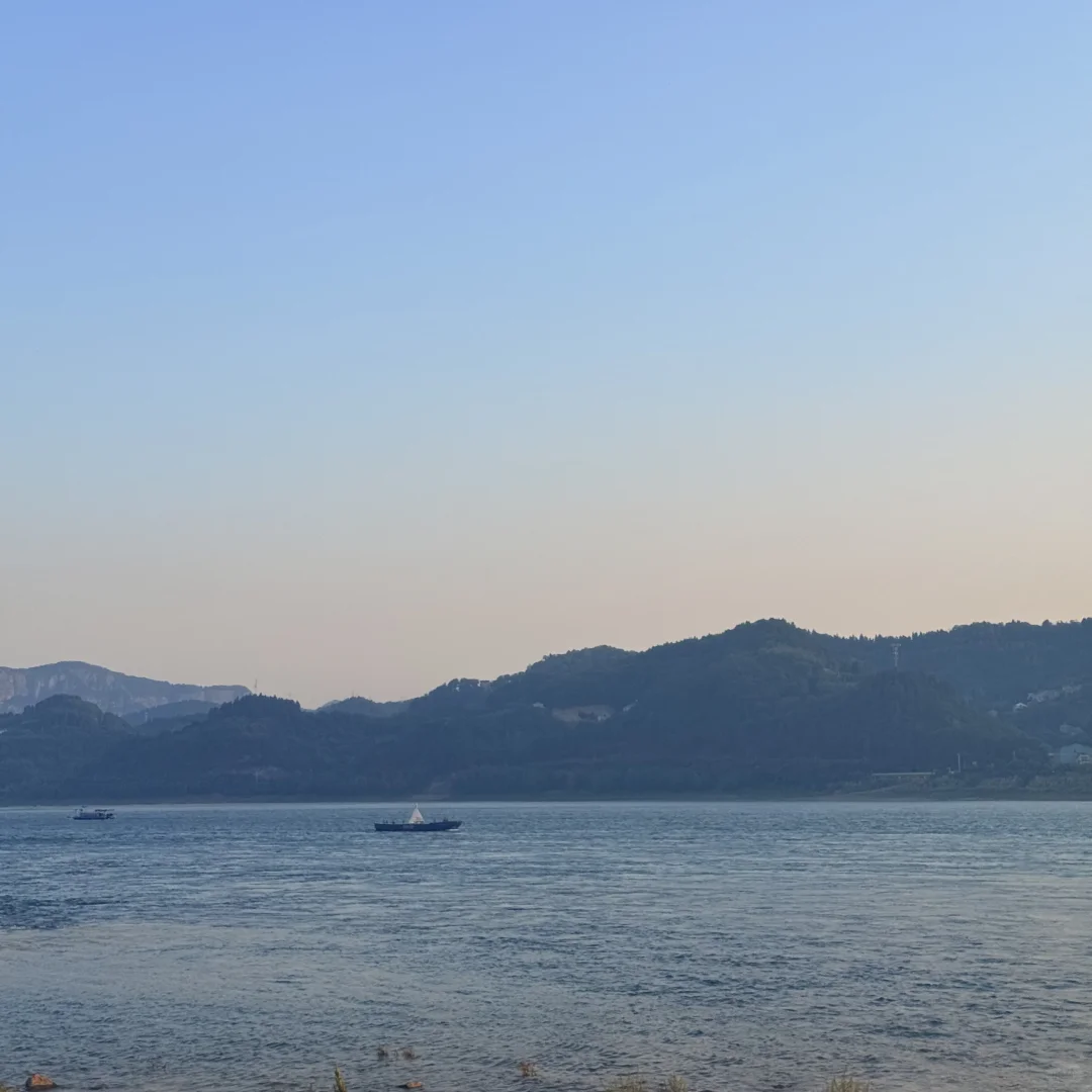 黄石双休工作有人来吗 一天只上5h班！