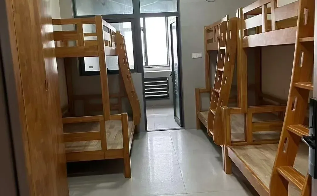 贵阳电子厂 年前大量招聘了！