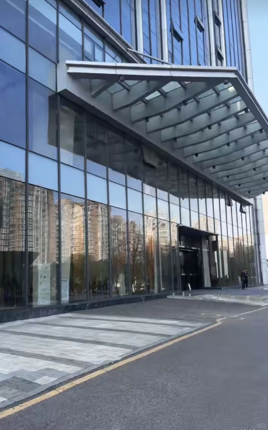 年底挣一笔再回家🤔