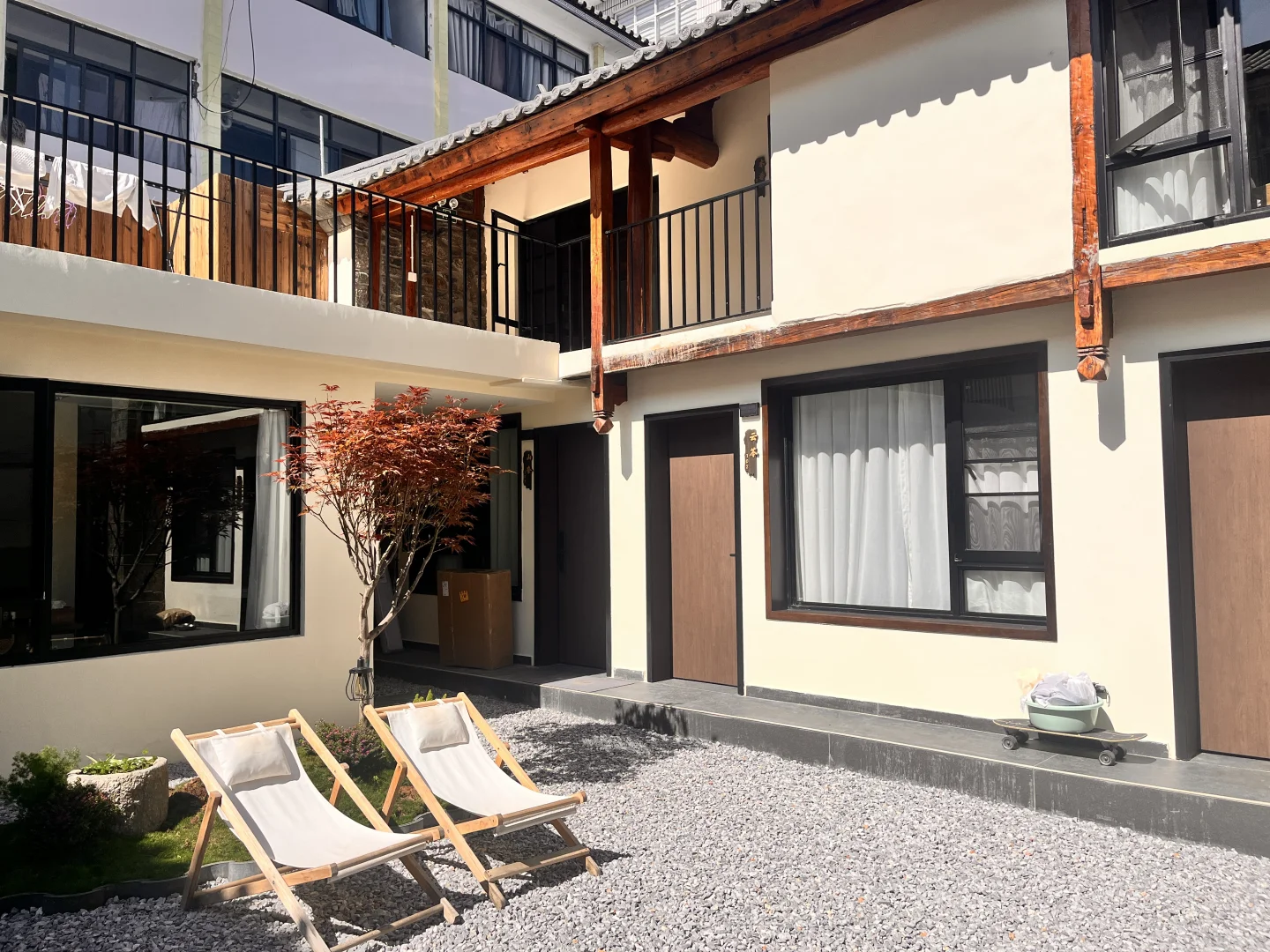 大理古城内两个民宿同时招义工～