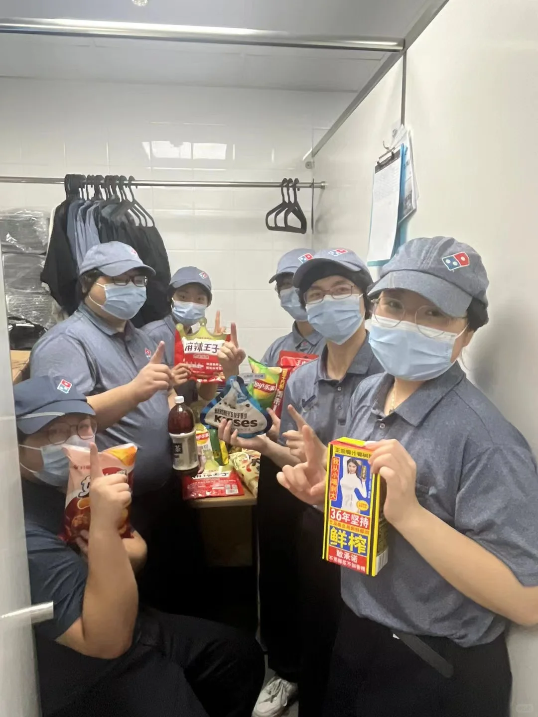 达美乐比萨襄阳民发店招聘全职/兼职伙伴！