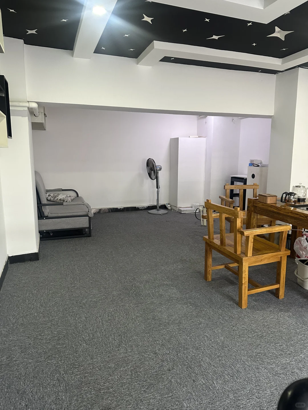 竞秀人事9-6双休不加班性格外向的来