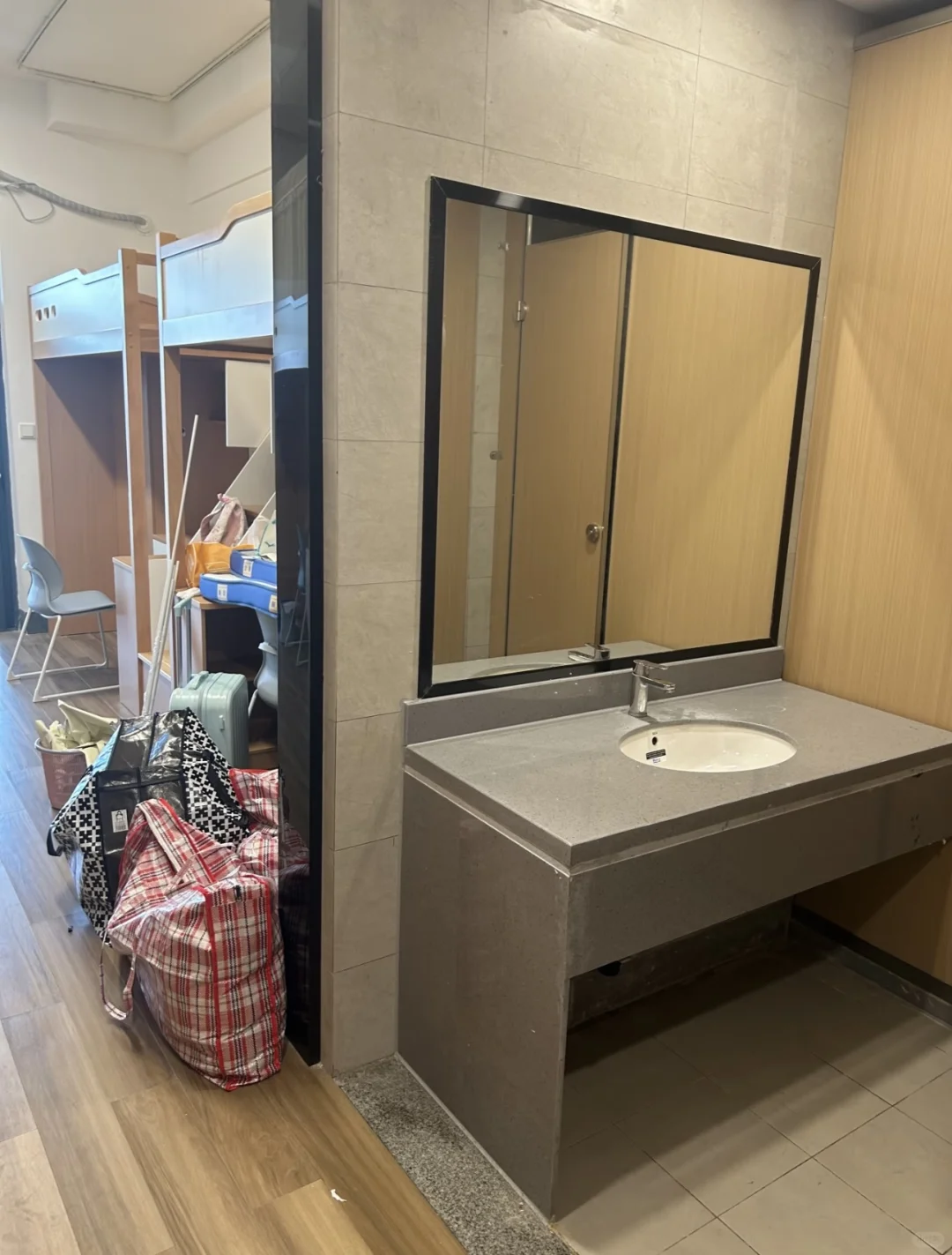 在武汉娃哈哈月入7000+还包吃住