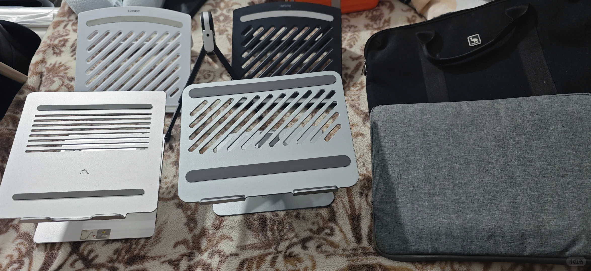 离沪出闲置 电脑键盘 小米激光打印机 支架