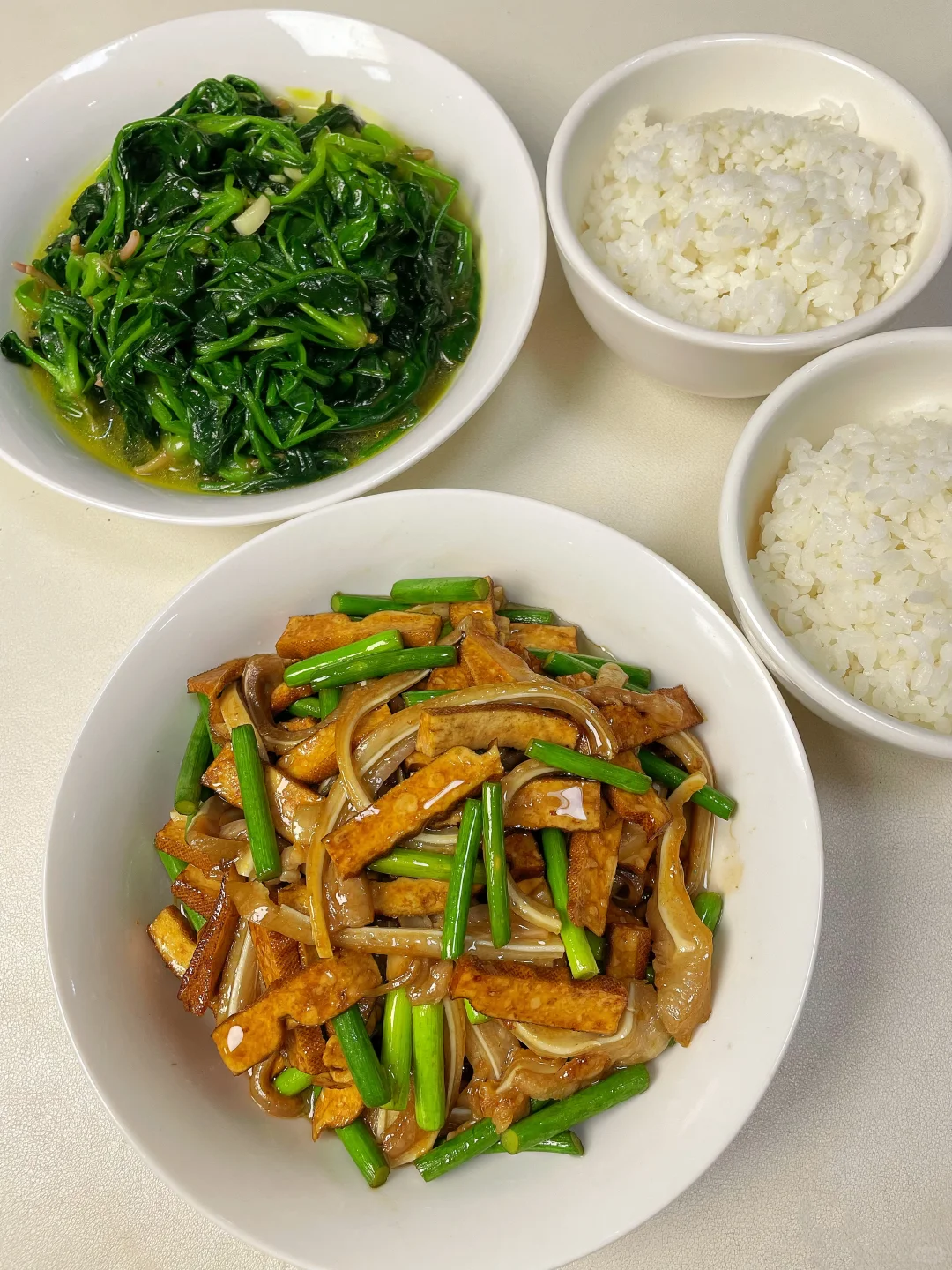 和五岁儿子的晚饭