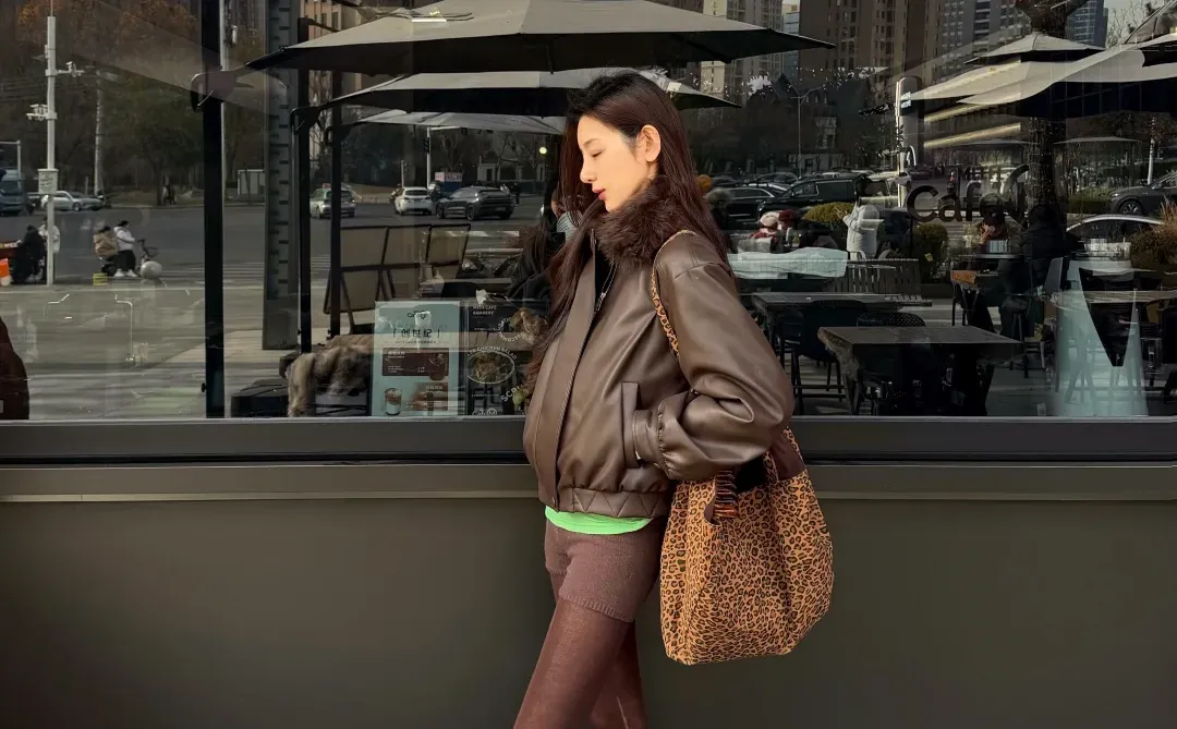 反复get到棕色裤袜 美拉德好美！