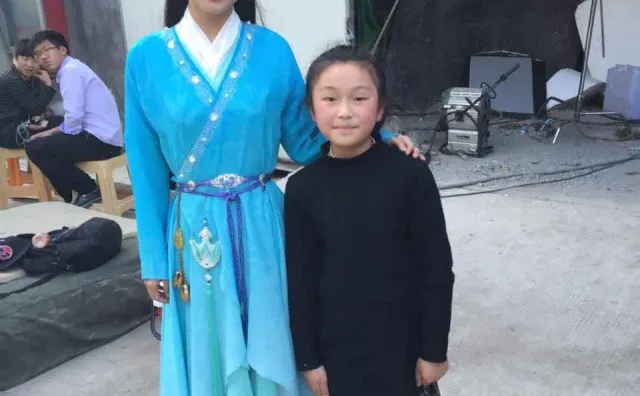 小时候就这死样见赵丽颖女神…