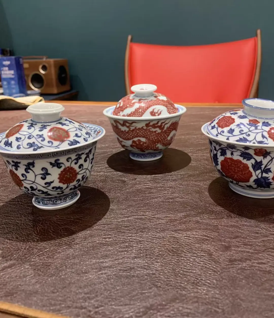 Pink哪一抹红⁉️青花釉里红盖碗大赏