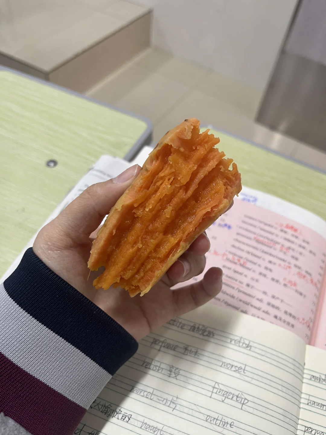 我一直在暴食紫薯