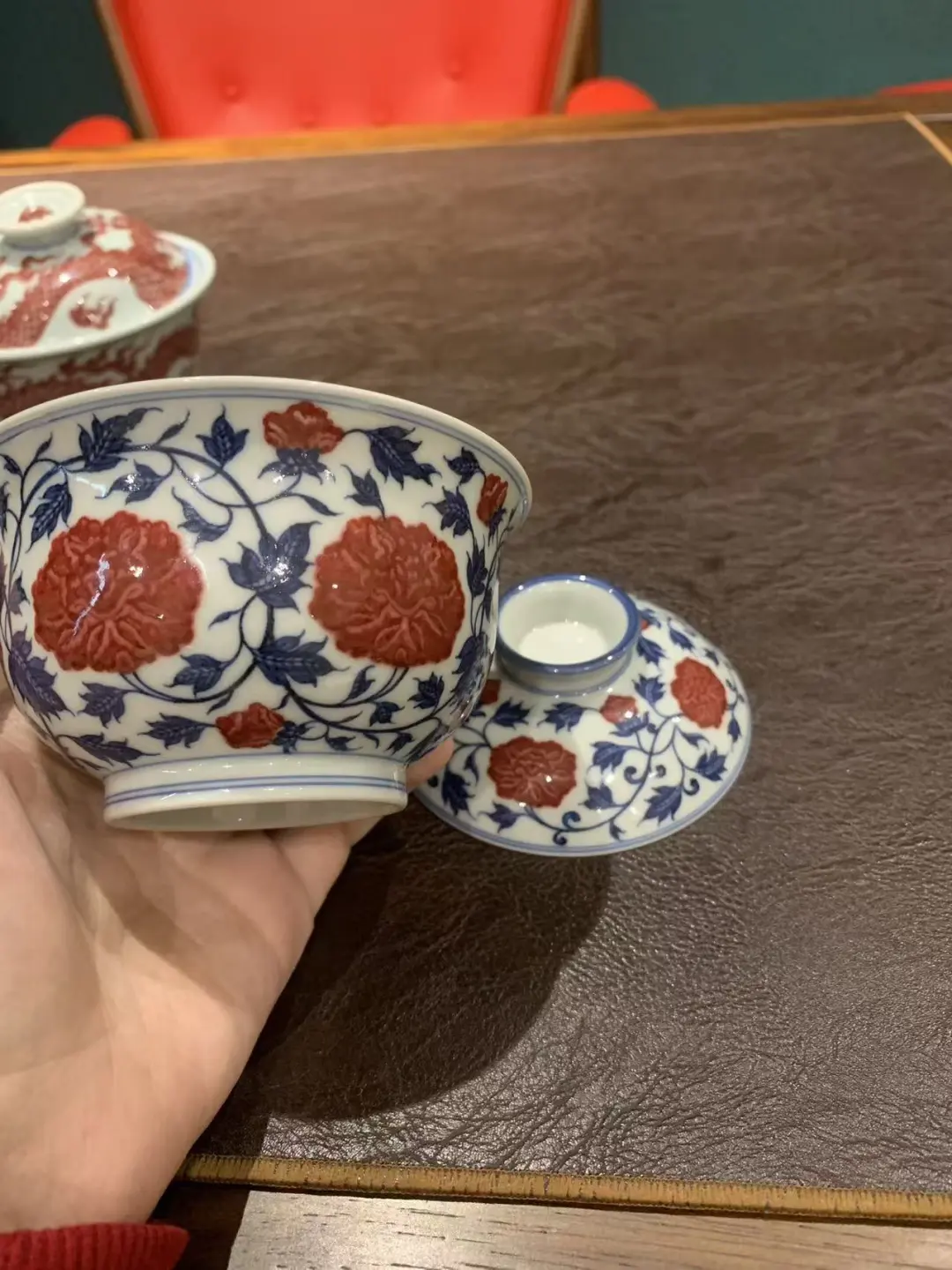 Pink哪一抹红⁉️青花釉里红盖碗大赏