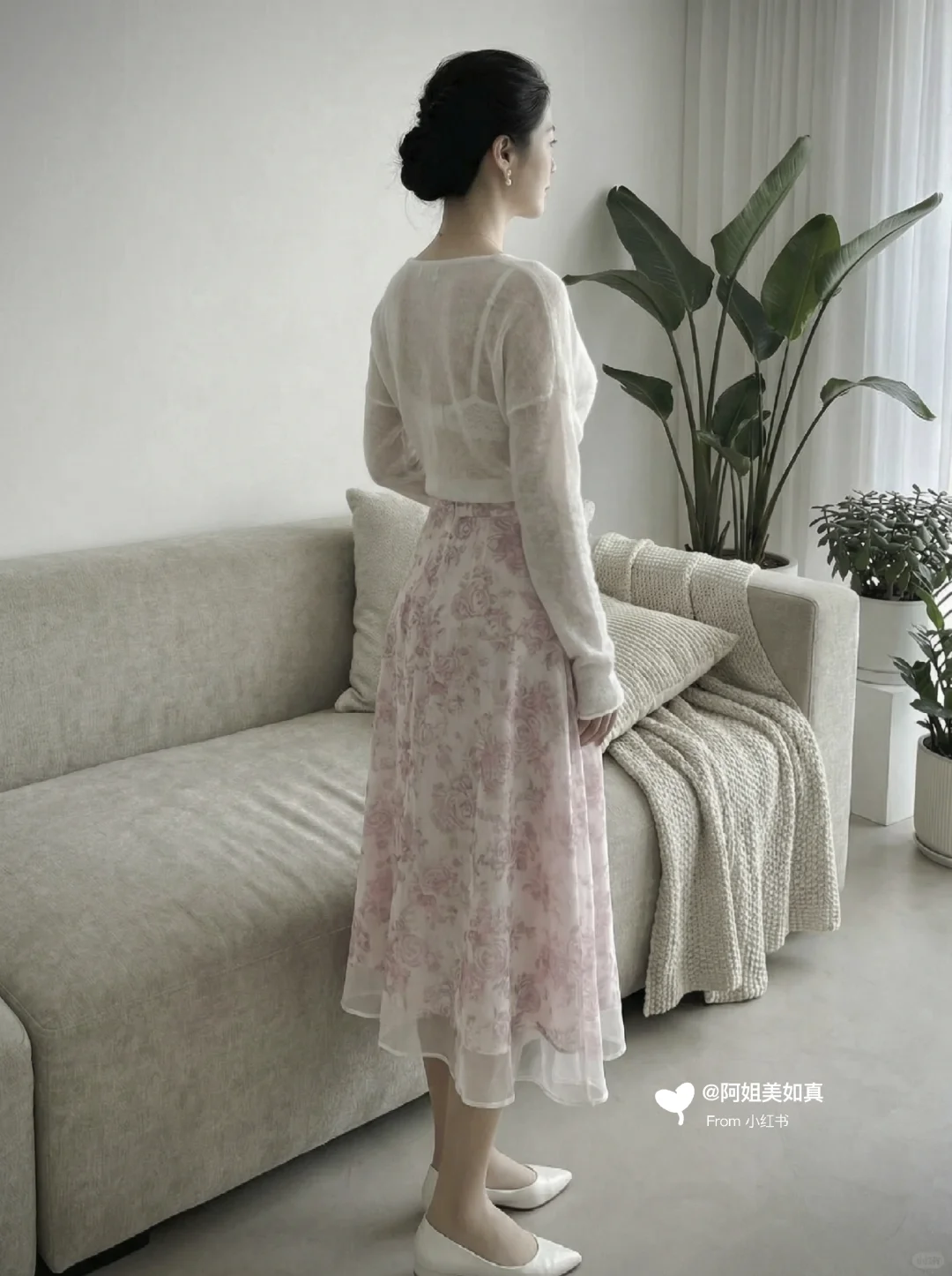 家里有地暖🏠，毛衣随便穿～