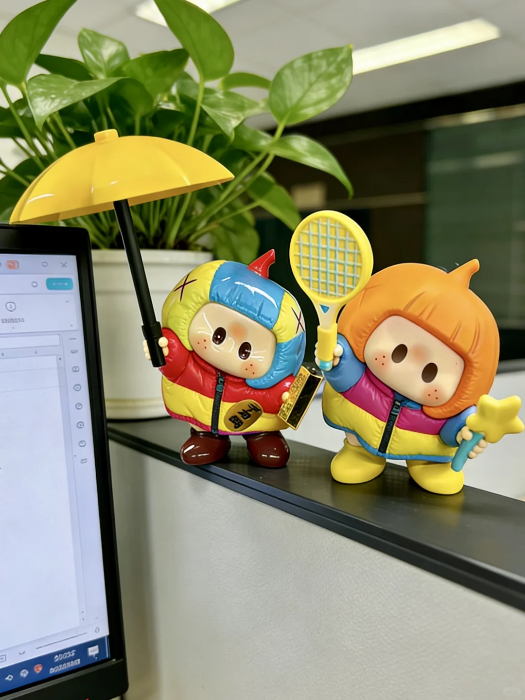 天冷了，是时候给yoyo穿上羽绒服了🥳