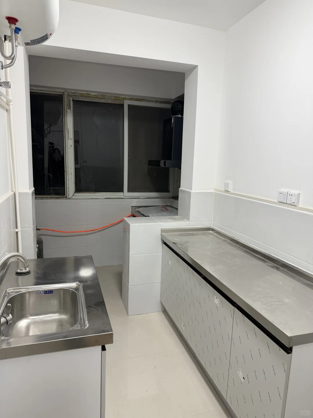 银基附近两室 新房！！！