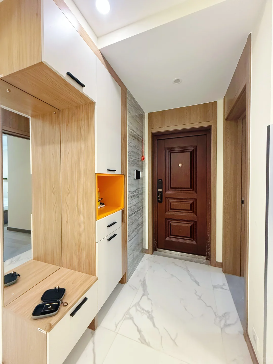 ✨【婚房出售！装了20w的小三室，全是硬货】✨