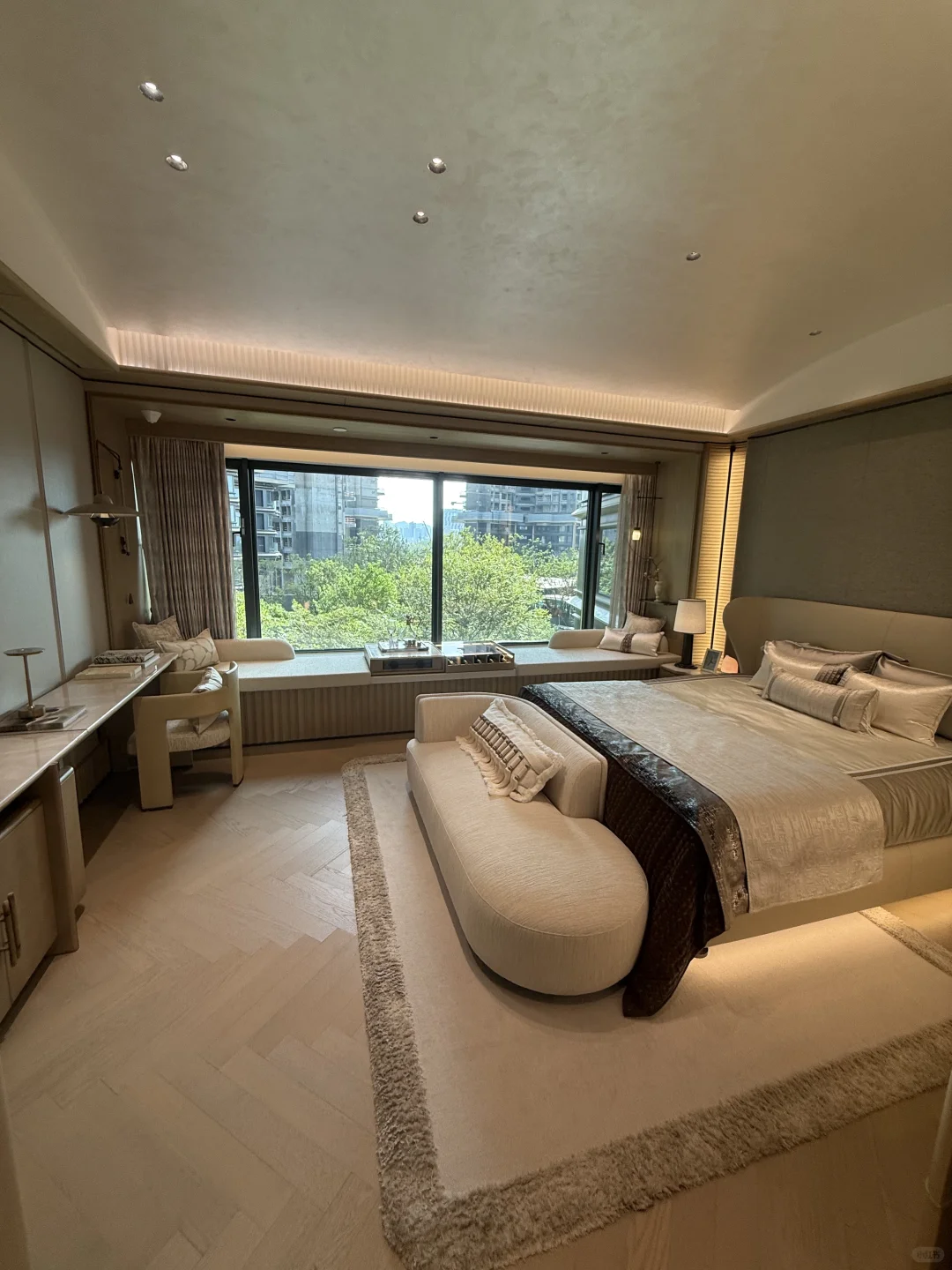 高新区新房也坐不住了！624W拿下240平大平层