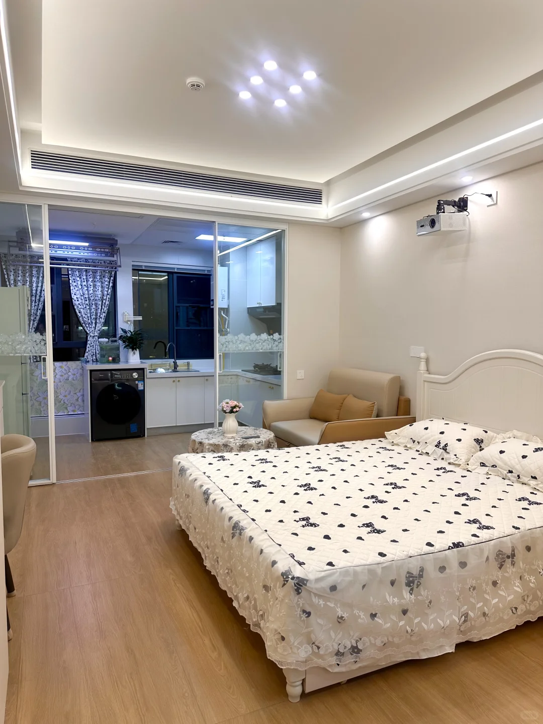 房东直租，信万广场旁新房首次出租