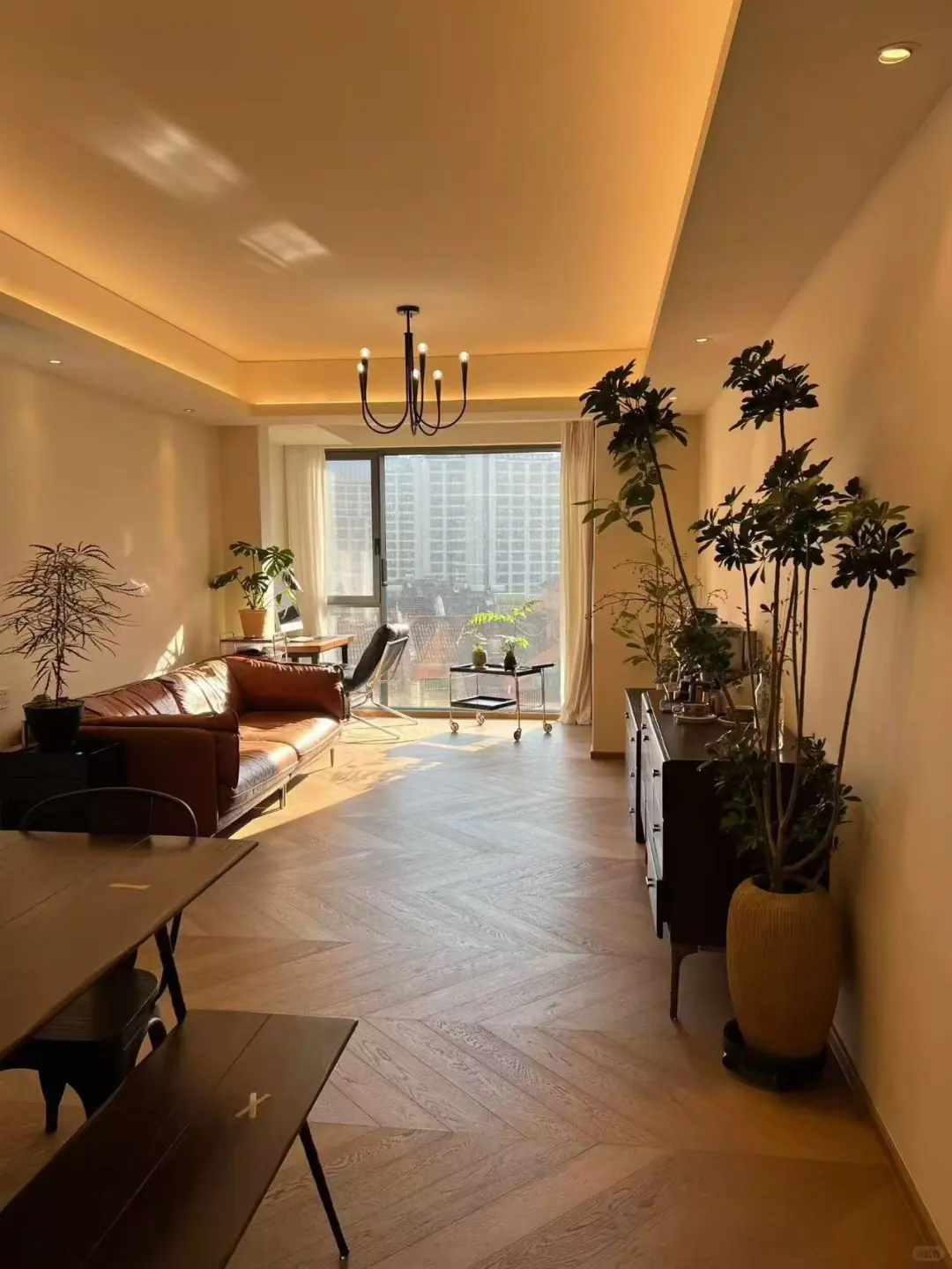 大校场拓荒盘 23年次新房 小区代言房