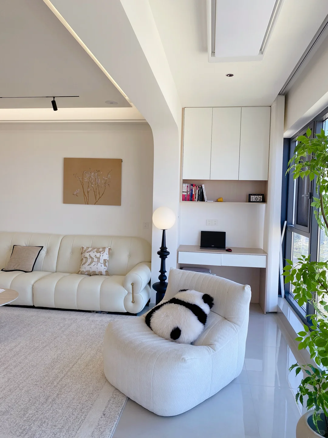 邻居说，你这房子成为小区品牌代言了 🙈