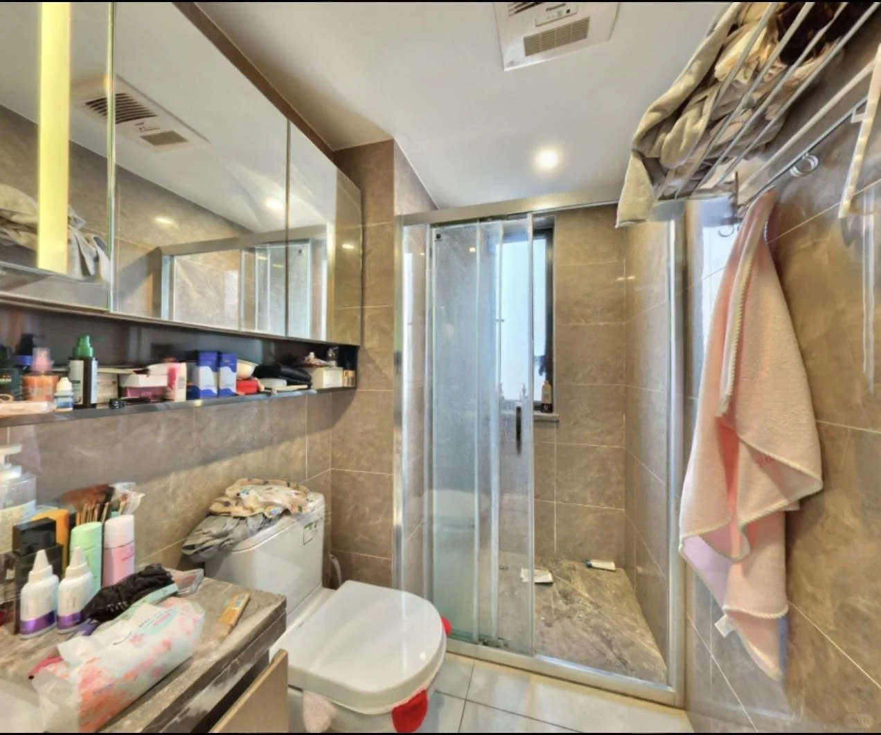 俄滴神，保利次新房南向3房 ，只需60多个首付