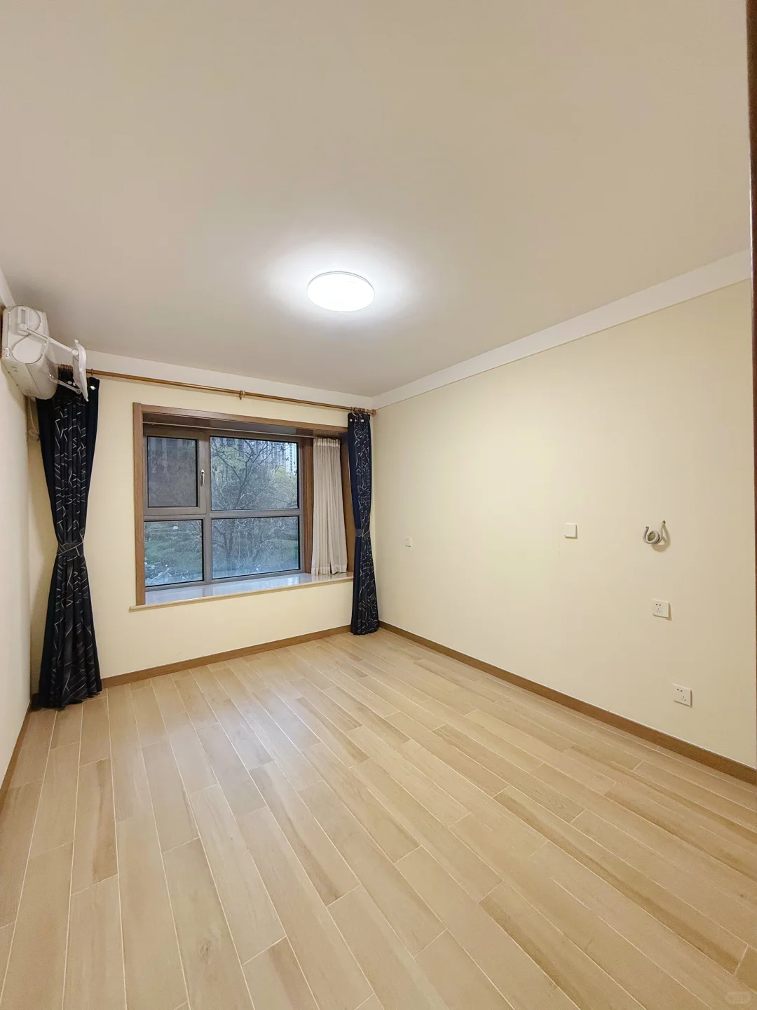 ✨【婚房出售！装了20w的小三室，全是硬货】✨