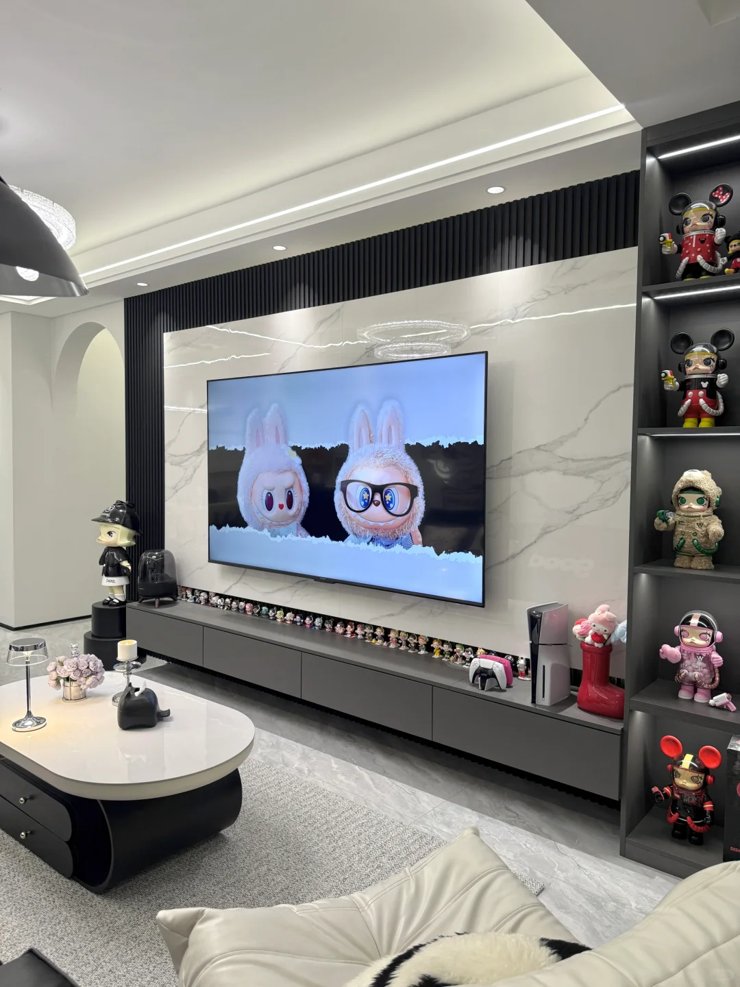 穷装就复制我家吧，10w硬装的74㎡黑白灰小家