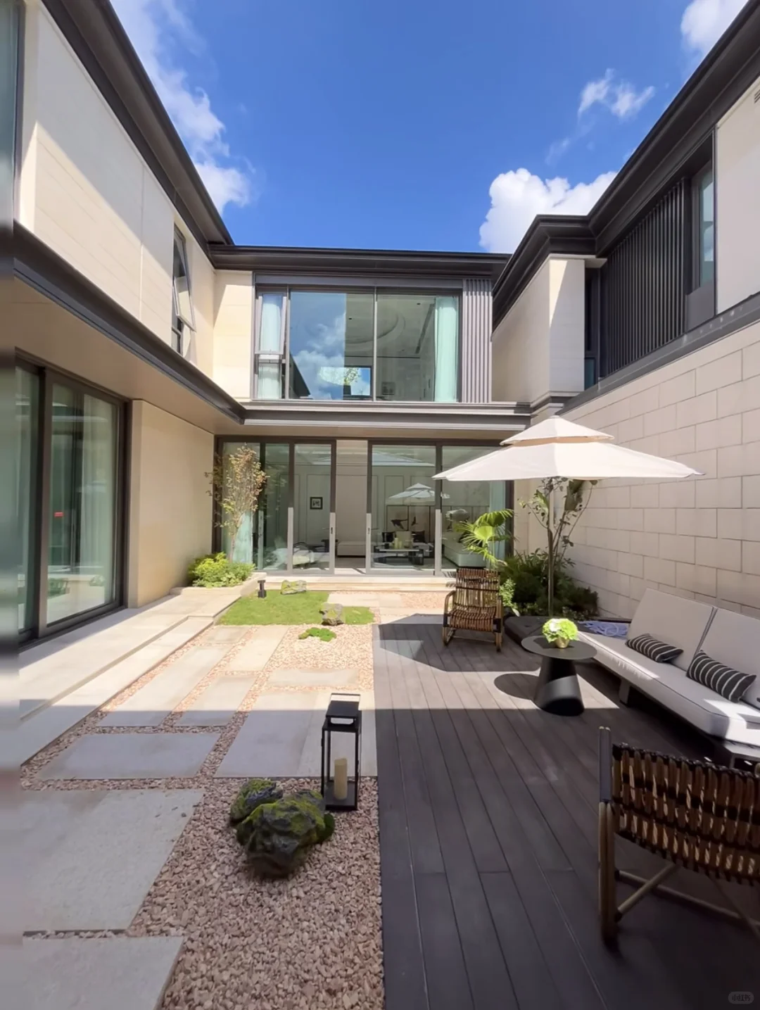 上海别墅⼁单价3万新房合院别墅⼁不限购