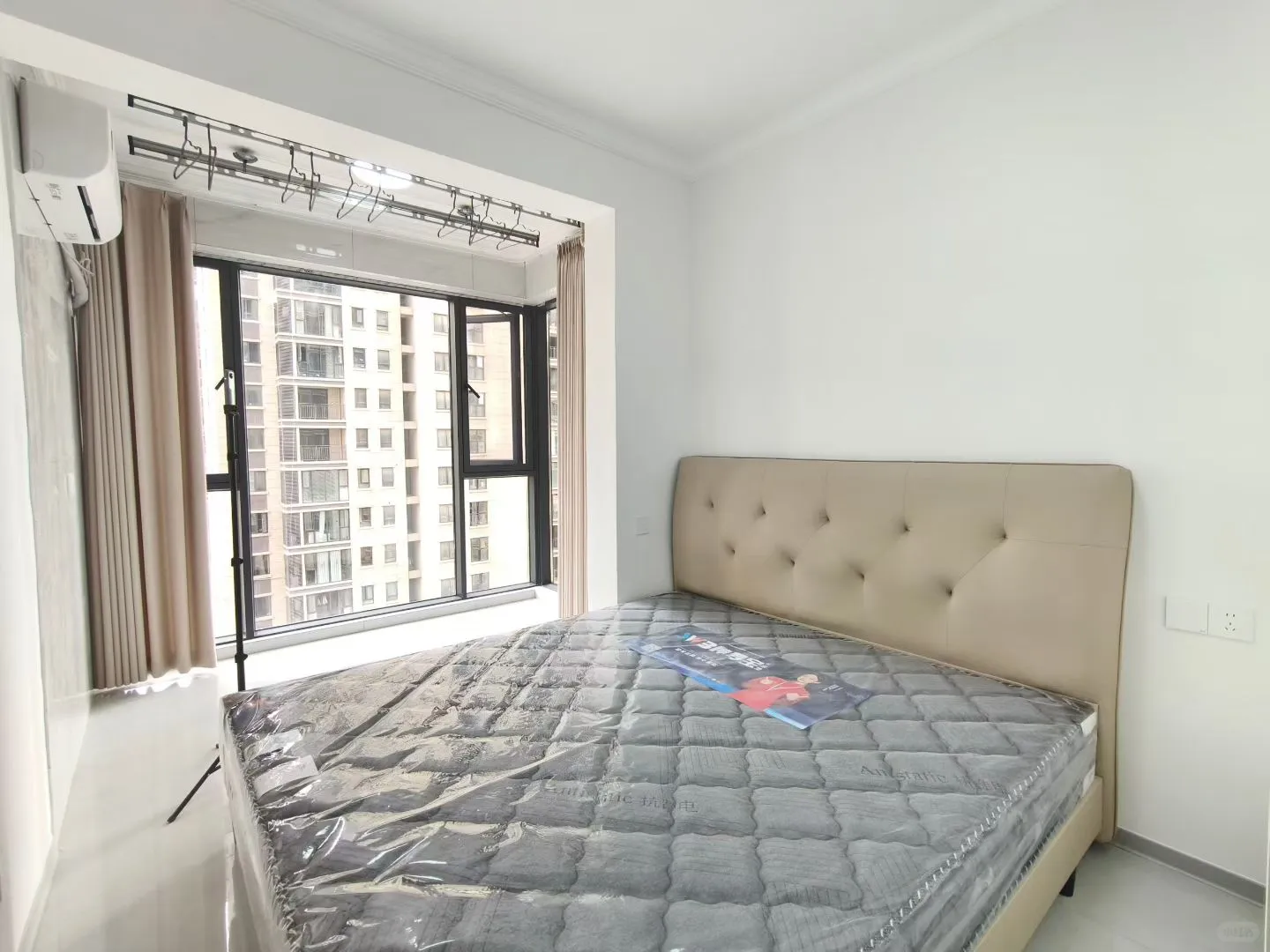 南龙湖正商玖号院新房招租