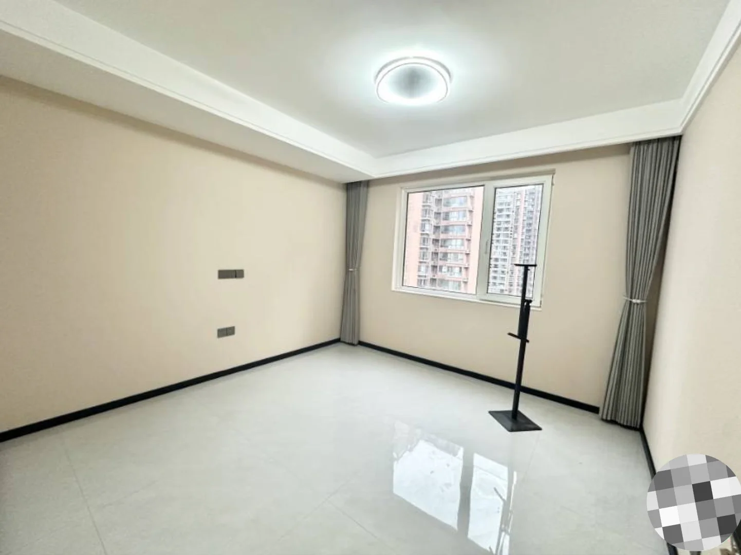 丛台区连城别苑109平3房2卫，精装修拎包住