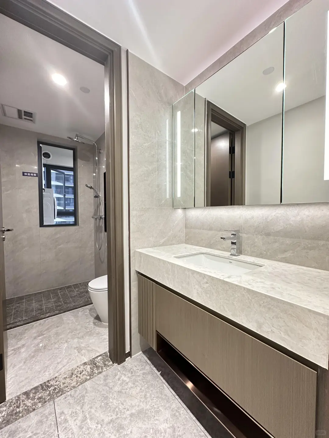 昆明大平层真的不要太美啦，户型装修真的豪