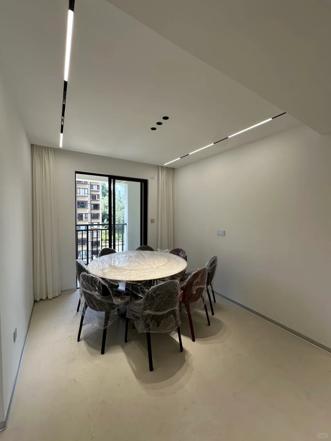 这么漂亮的房子一定抽空来看看