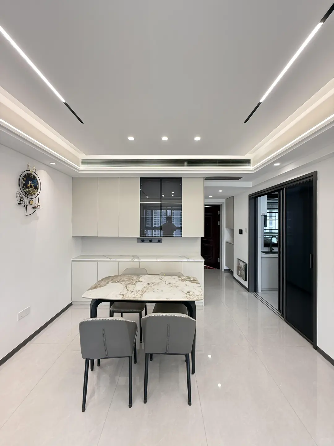 南京租房|精装三室一厅2400拎包入住