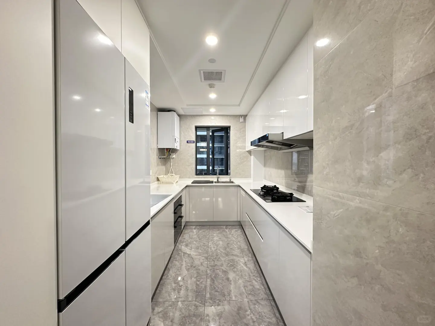 昆明大平层真的不要太美啦，户型装修真的豪