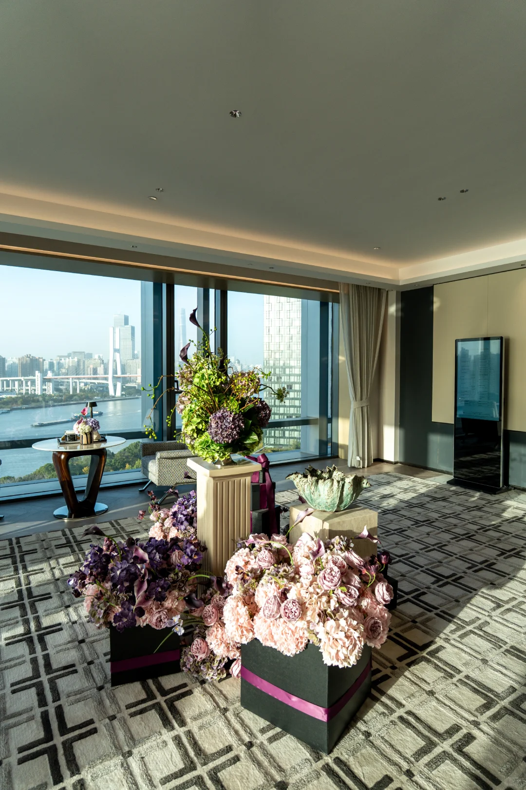 双面看江！精装江景大平层！新房！