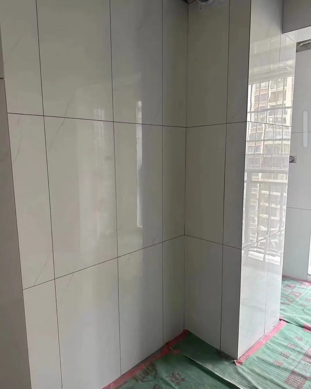 东莞装修，卫生间贴瓷砖，手艺好性价比高。