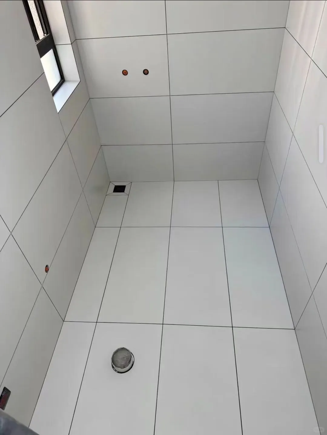 东莞装修，卫生间贴瓷砖，手艺好性价比高。