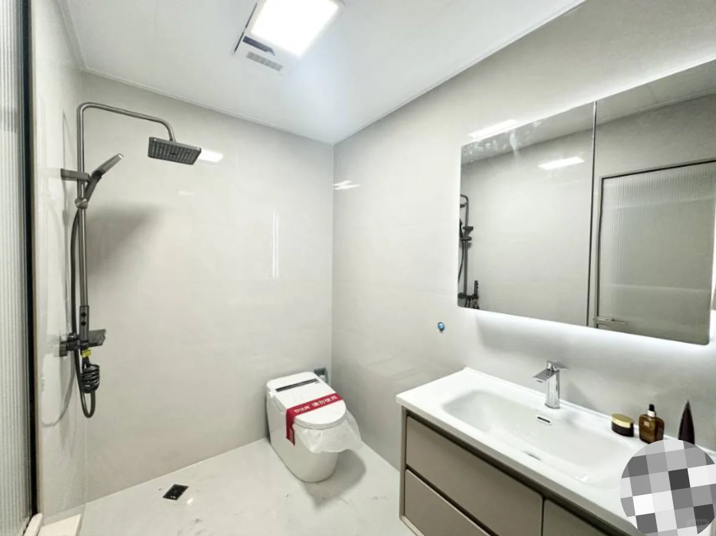 丛台区连城别苑109平3房2卫，精装修拎包住