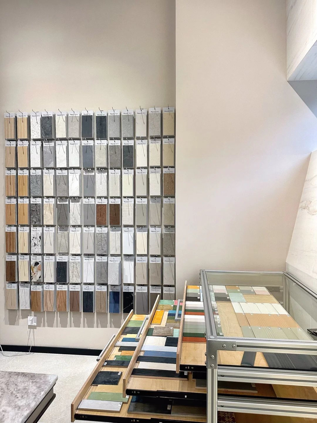 广州探店|本地老广装修都去哪看瓷砖？