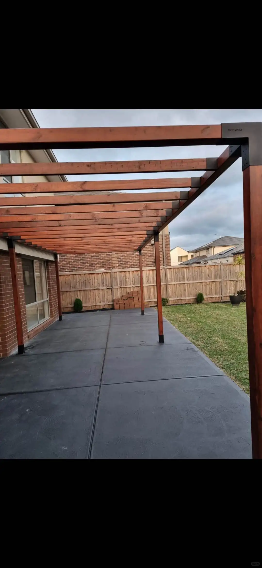 正规执牌装修公司，有华人和西人两个team可