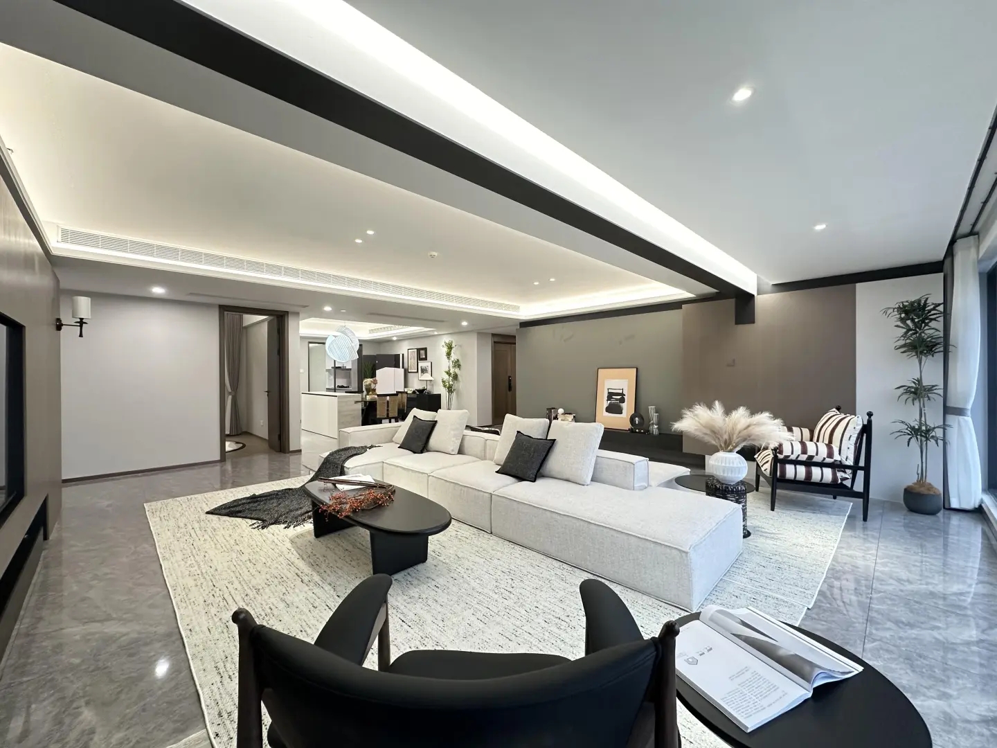 昆明大平层真的不要太美啦，户型装修真的豪