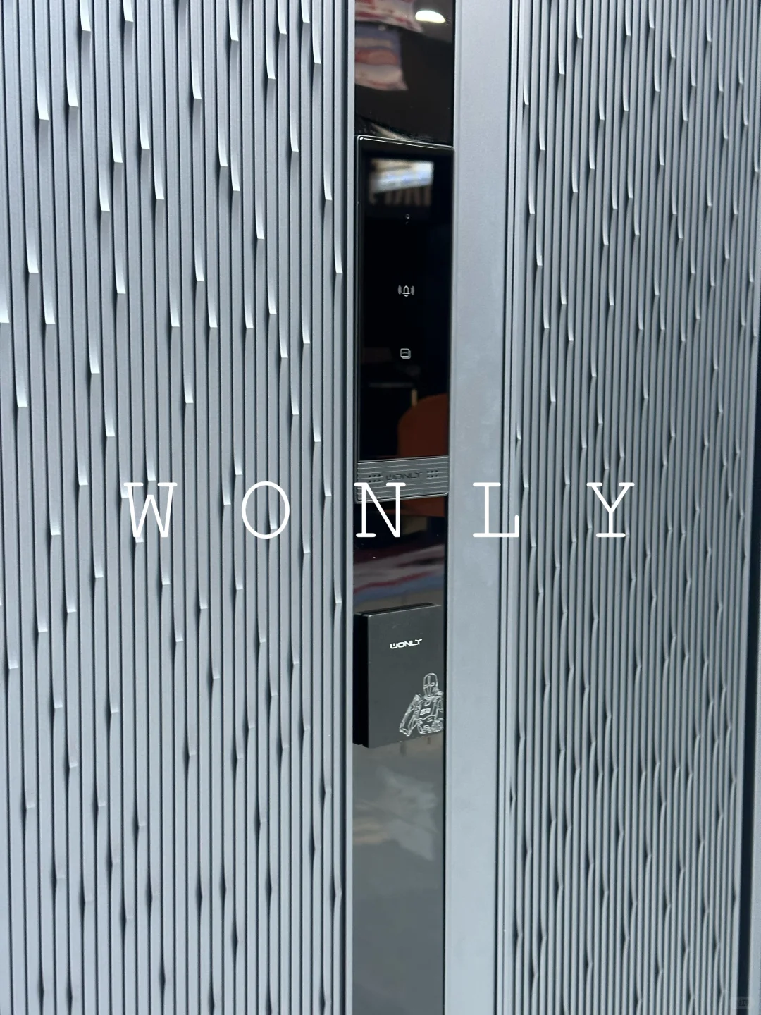 家的第一道风景 | 王力机器人安全门X70