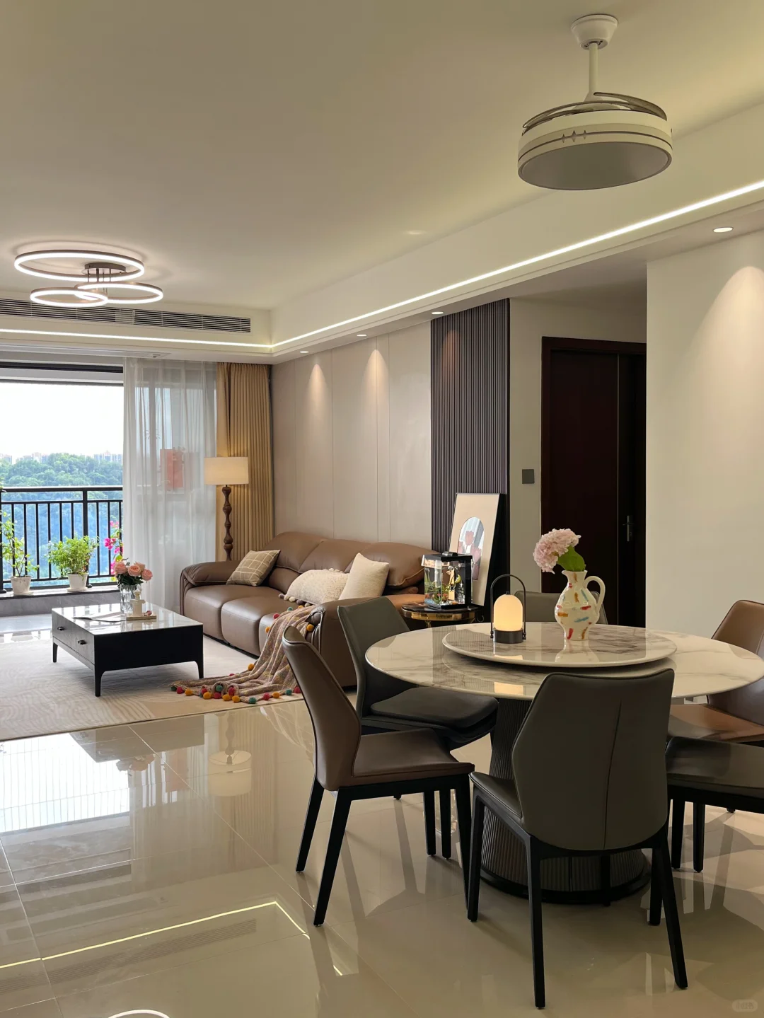 买不起大房子，有个120平温馨小家也不错～