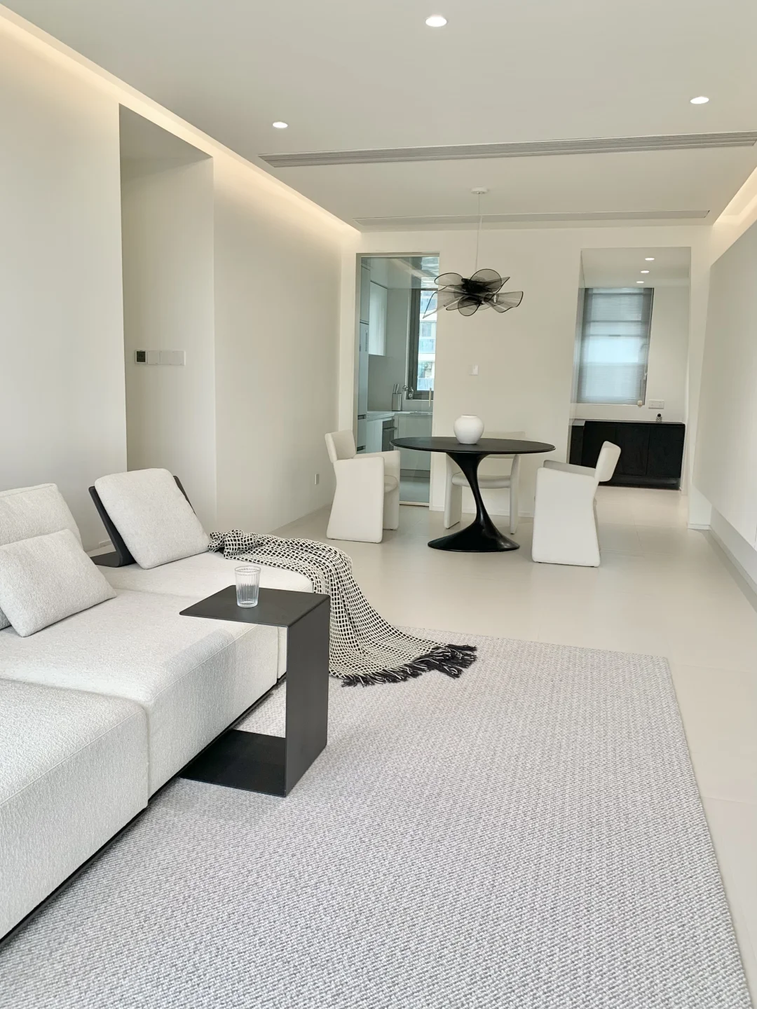 恭喜我吧！26岁和心爱的他住进了dream house