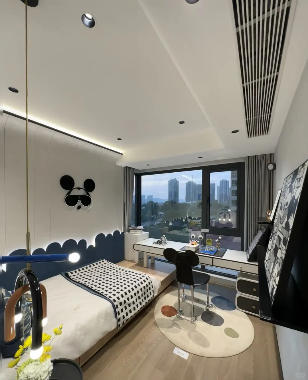 长沙143平的家，一梯一户，原220万，现135万出