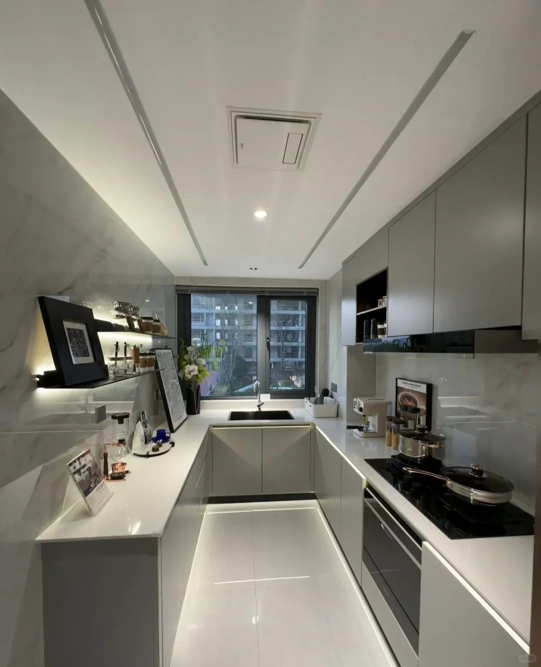 长沙143平的家，一梯一户，原220万，现135万出