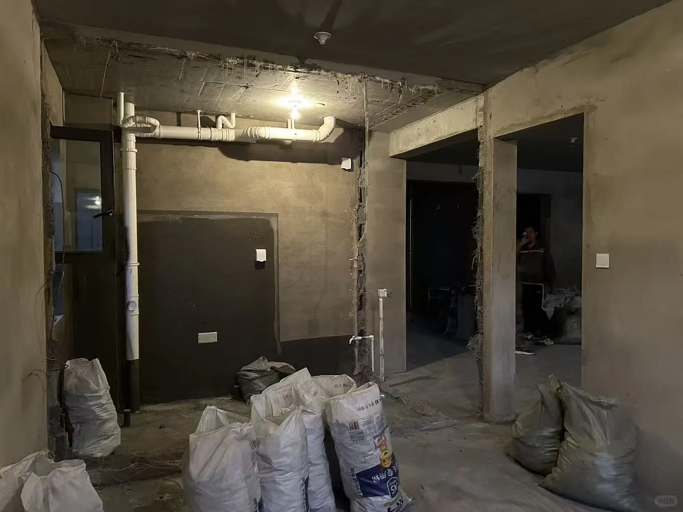 装修自己砸墙两天血泪经验